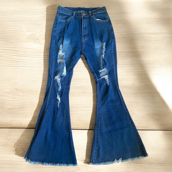 High Waisted Flared Raw Hem Jeans - Picture 1 of 7